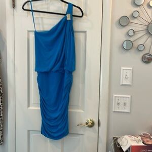 Cache dress with rushing one shoulder super sexy and comfy small great condition